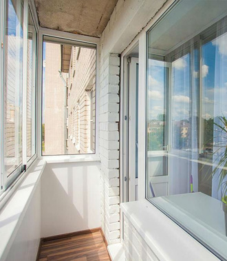  Остекление балконов в Апрелевке